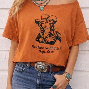 ✨ Vintage Western Crop Tee | Off-Shoulder Cowboy Graphic | Size L ✨